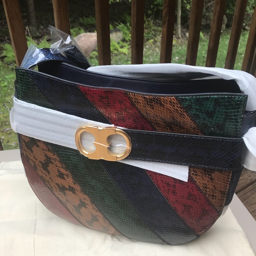 ⛔️SOLD⛔️Authentic Tory Burch Gemini link Snakeskin - Picture 3 of 8